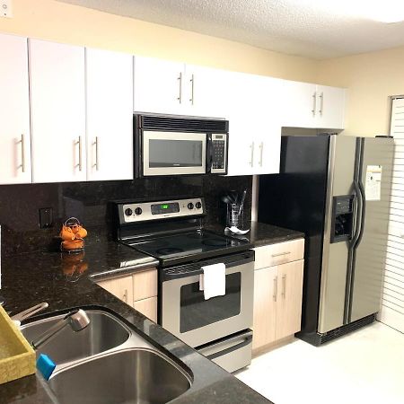Renovated 2/2 Unit At Yacht Club/Aventura Exterior foto